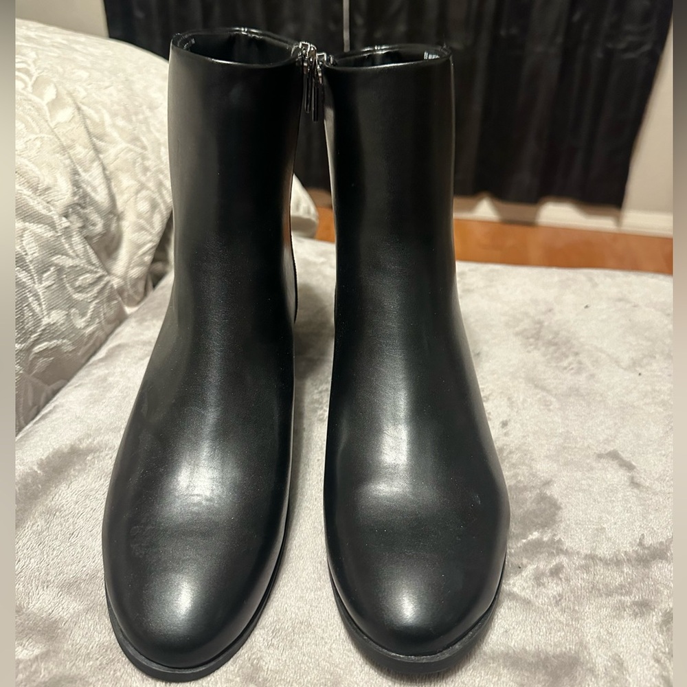 Never Worn A New Day Black Ankle Boots